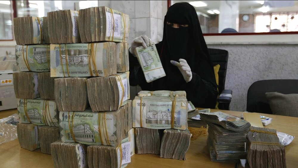 أسعار صرف العملات اليوم السبت 10-06-2023 اليمن مباشر في صنعاء و عدن الريال مقابل الدولار الان الكريمي للصرافة
